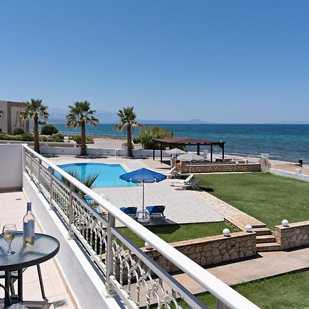 Azure Seaside Apts Magnisía Exterior photo