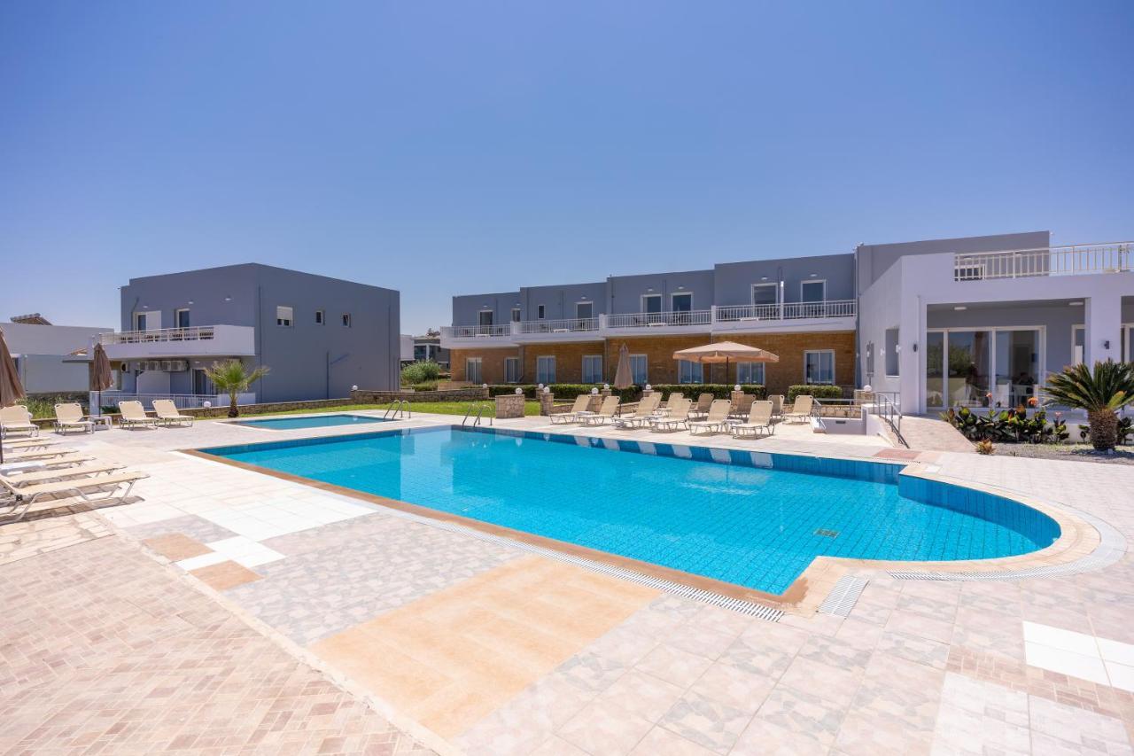 Azure Seaside Apts Magnisía Exterior photo