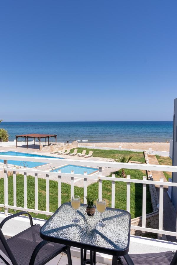 Azure Seaside Apts Magnisía Exterior photo