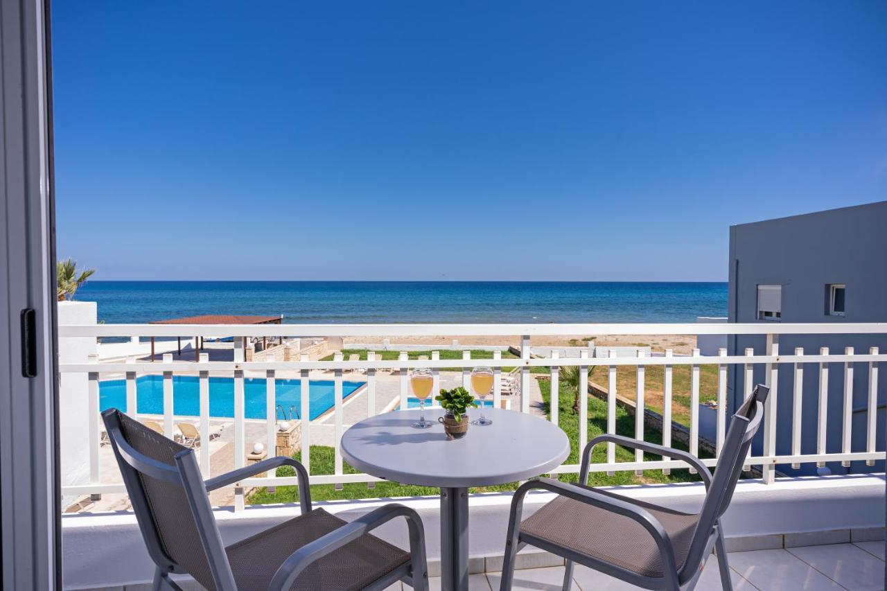 Azure Seaside Apts Magnisía Exterior photo